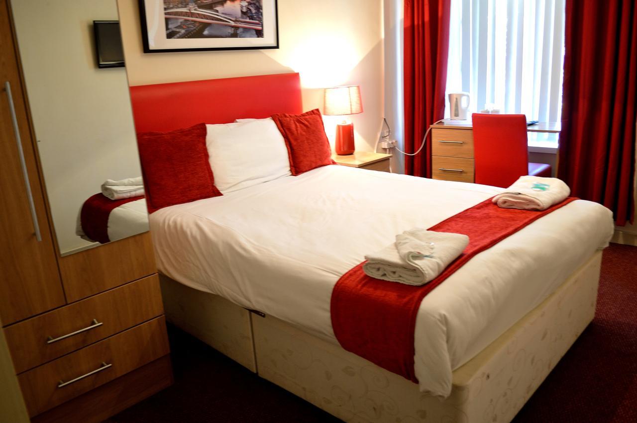 Hotel Express Newcastle ゲーツヘッド エクステリア 写真